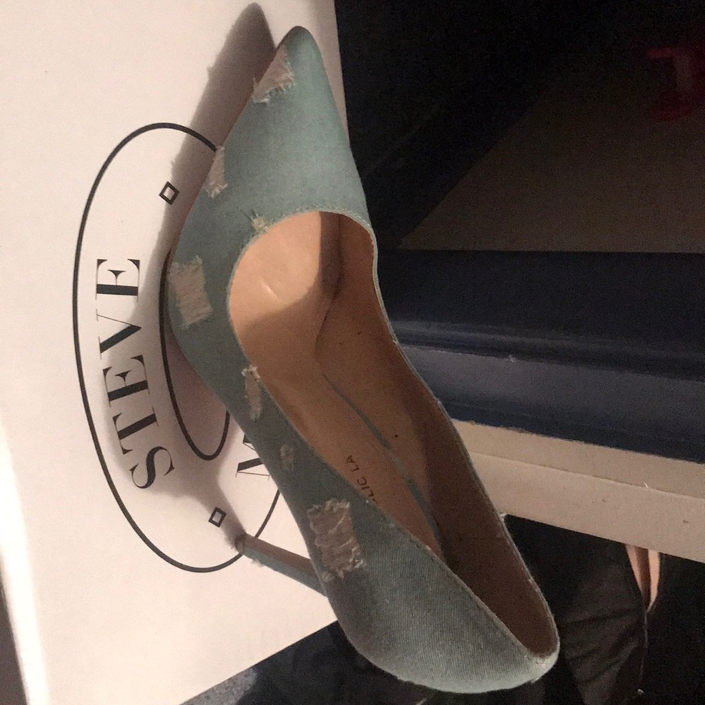 Denim Pump